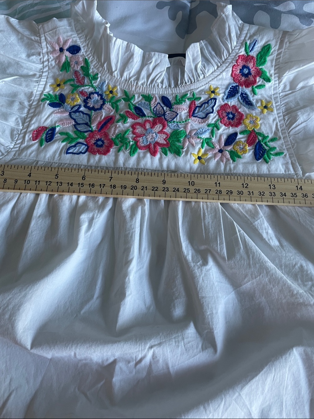 NWT Crown & Ivy  White Sleeveless Embroidered Ruffle Yoke Top - Picture 12 of 12